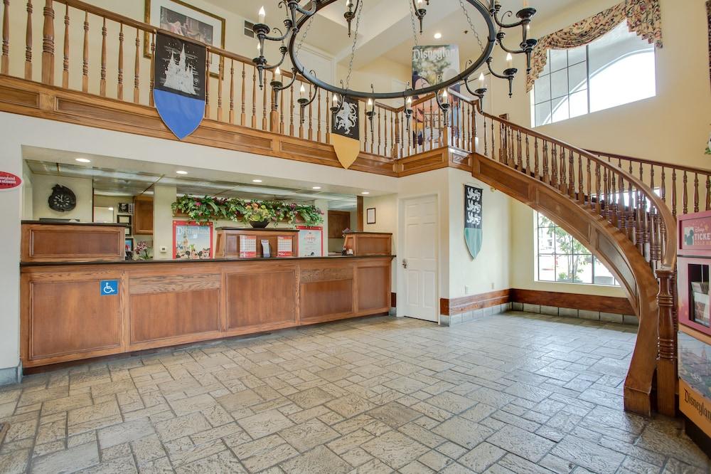 Castle Inn And Suites Άναχαϊμ Εξωτερικό φωτογραφία