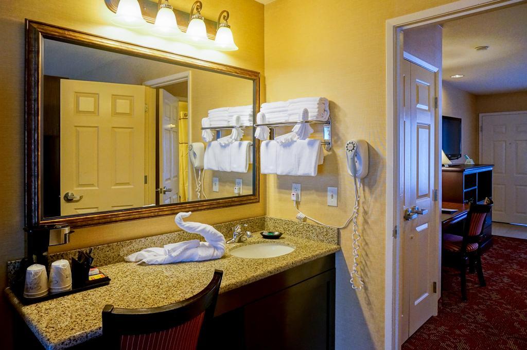 Castle Inn And Suites Άναχαϊμ Εξωτερικό φωτογραφία