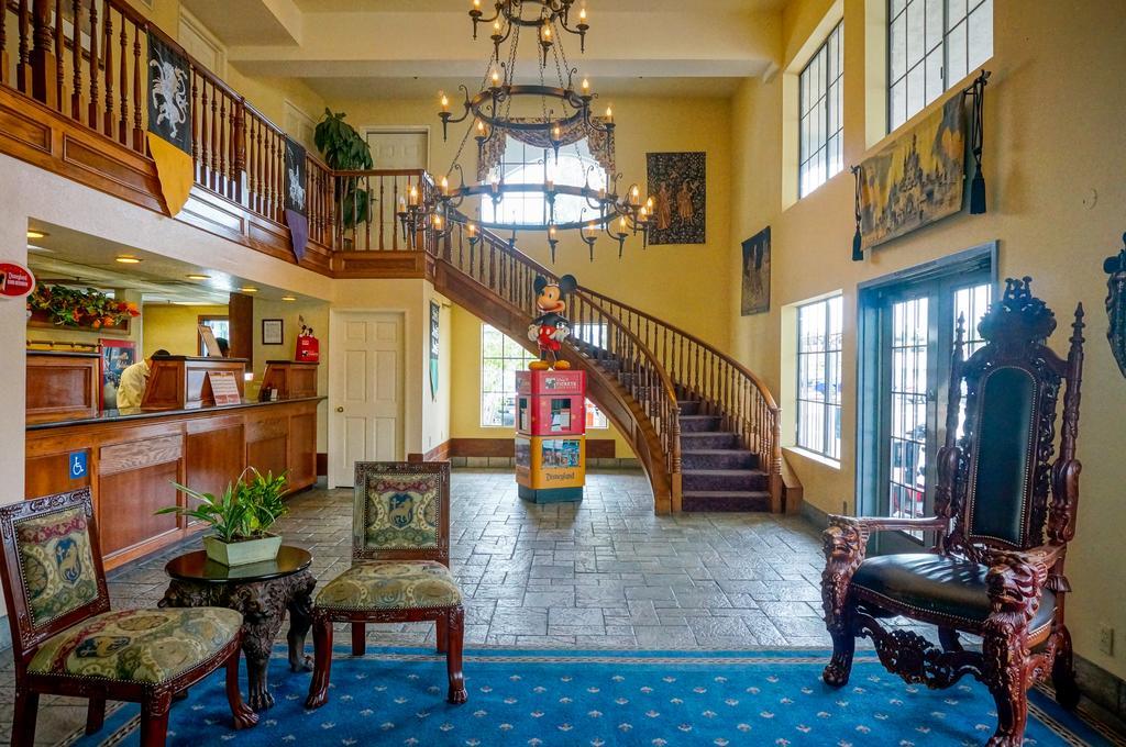 Castle Inn And Suites Άναχαϊμ Εξωτερικό φωτογραφία
