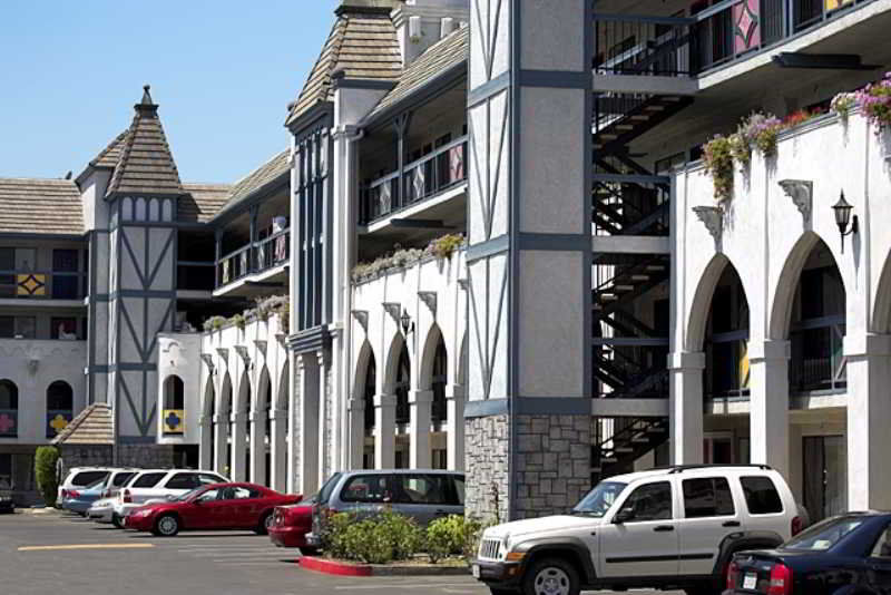 Castle Inn And Suites Άναχαϊμ Εξωτερικό φωτογραφία