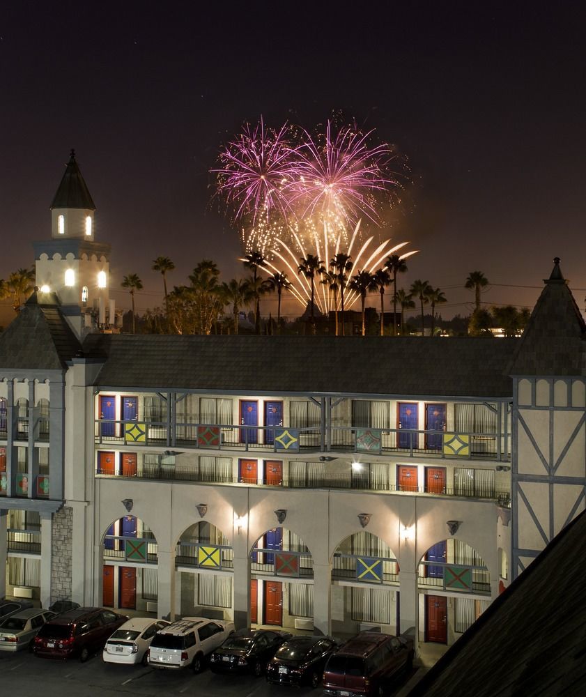 Castle Inn And Suites Άναχαϊμ Εξωτερικό φωτογραφία