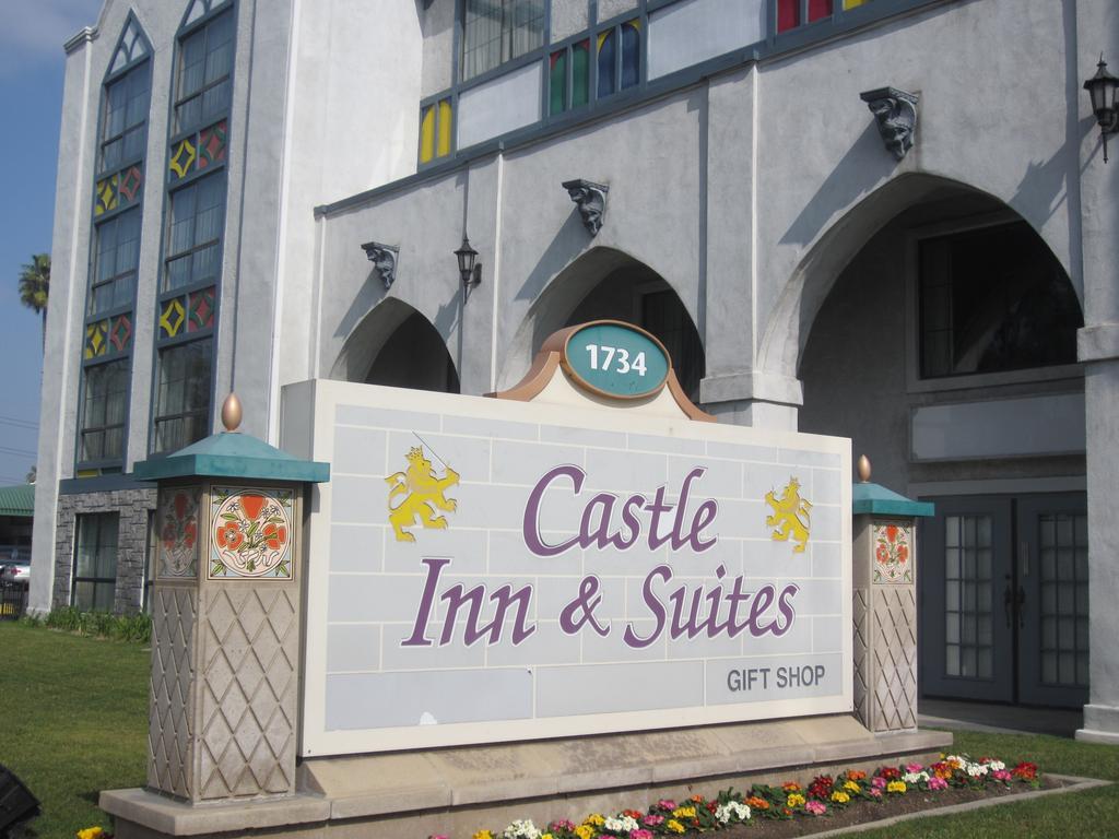 Castle Inn And Suites Άναχαϊμ Εξωτερικό φωτογραφία